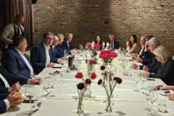 ”U MOSTARU KAO KOD KUĆE” Vučić na večeri u Mostaru sa liderima iz regiona