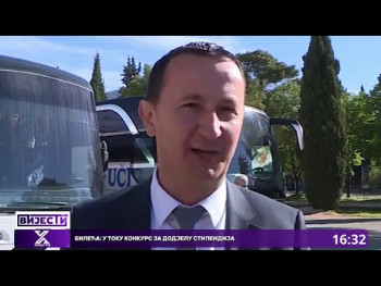 Ćurić i brojni Trebinjci krenuli na miting ‘Srpska zove’ (video)