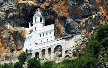 Gacko: Ходочашће до Манастира Острог- полазак 9. маја