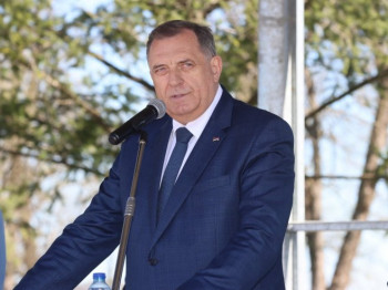 Dodik: Osuđujem napad u kojem je oštećena kuća povratničke porodice u Gacku
