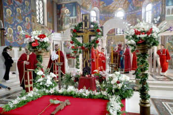 Služeno večernje na Veliki petak u Sabornom hramu