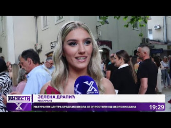 Maturanti Centra srednjih škola se oprostili od školskih dana (VIDEO)