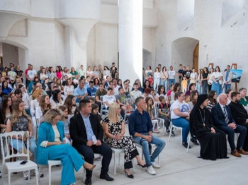 Mostar: Prosvjeta dodijelila 182 stipendnije i nagrade