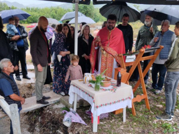 Crkve u Gomiljanima i Pridvorcima proslavile slavu — Svetog cara Konstantina i caricu Jelenu