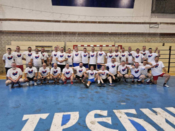 Rukometni veterani Trebinja i Zrenjanina odigrali meč u Bregovima