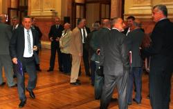 14. мај – Скупштина Србије: Херцеговци на састанку са представницима Владе