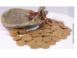 Štimer u klaviru pronašao vreću zlatnika starih više od 100 godina