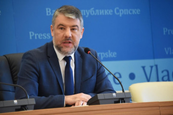 МИНИСТАР ШЕРАНИЋ ДАНАС У НЕВЕСИЊУ