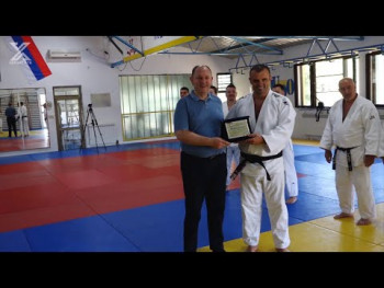 Džudo savez RS uručio plaketu i počasni crni pojas Luki Petroviću (Video)