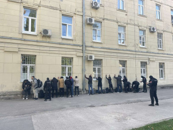 U Gacku pronađeno deset migranata 