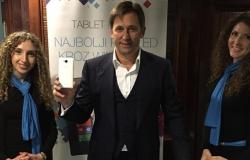 Stiže prvi srpski smartfon