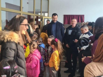 Руководство СНСД-а подијелило преко 520 пакетића у српским општинама у ФБиХ