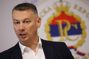 'Nešić podnosi ostavku, ujutru potpisuje'