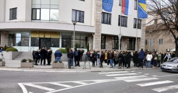 Baka brutalno pretučenog Trebinjca: Šokirana sam odlukom tužioca, šta da očekuju druga djeca!?