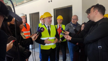 Шеранић у посјети Требињу обишао градилиште нове болнице (ФОТО)