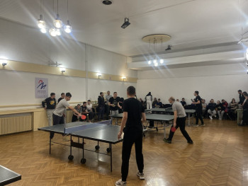 Humanitarni turnir u stonom tenisu (foto)