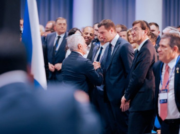 Predsjednik Srpske u prvom redu: Lider francuske stranke objavom demantovao spinove sarajevskih medija (FOTO)