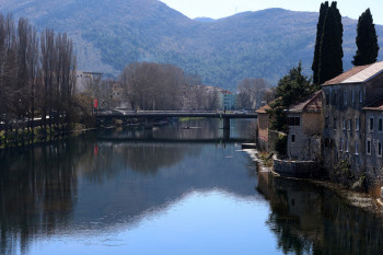 Tokom jutra oblačno, popodne razvedravanje