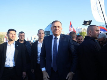 Додик: Не дамо Србију и Српску (ФОТО)