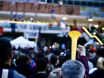 Зграда РТС-а и даље блокирана