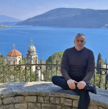 Nikola Butulija od drveta stvara umjetnička djela