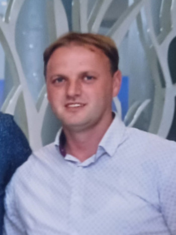 Полицијски службеници трагају за несталим лицем