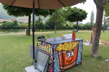 Jovana Jevtić (12) inspiriše: Jocikin pomfrit za tatino liječenje