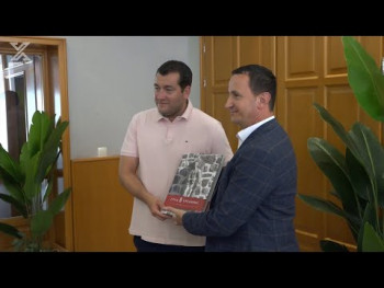 U Gradskoj upravi Trebinje upriličen prijem za selektora vaterpolo reprezentacije Srbije (Video)