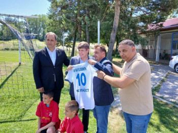 Род Благојевић у посјети општини Гацко; Дочекао га велики број грађана (ФОТО/ВИДЕО)