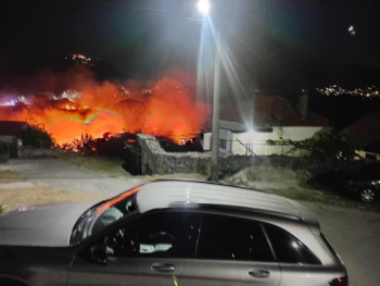 Novi požar, nema odmora za vatrogasce: Gori iznad goričkog Studenca, vatra prijeti kućama