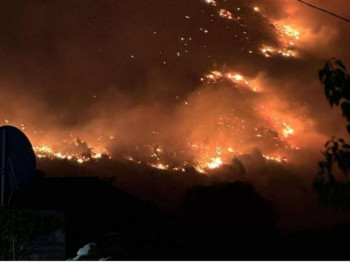 Bekan: Ni najstariji pripadnici vatrogasnih službi ne pamte ovakav požar