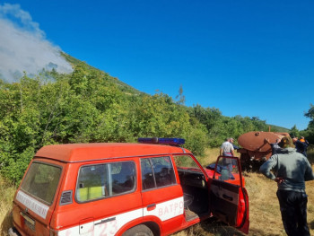 Još jedna besana noć - Borba sa vatrom u Zekovom Dolu da ne dođe do Jasena