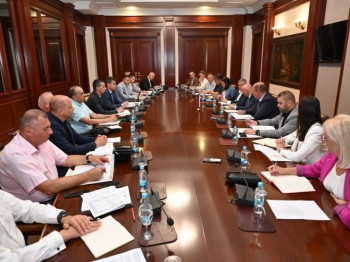 Đokić sa distributerima ERS-om i Regulatorom – Opravdan zahtjev za povećanje mrežarine