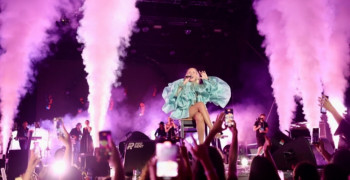 Muzički spektakl u „Gradu Sunca“ sinoć je obilježila regionalna zvijezda Lepa Brena