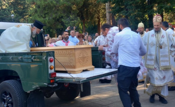 Proslava Svetog preobraženja Gospodnjeg počela dočekom moštiju Svete Ane