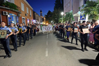 U preobraženskoj litiji svi disali kao jedno (FOTO)