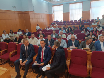 U velikoj sali Gradske uprave počela je prva posebna sjednica Skupštine Grada Trebinja