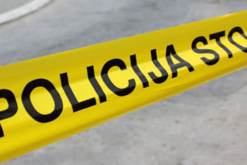 Žena ukrala novčanik u prodavnici u Trebinju, kamera sve snimila