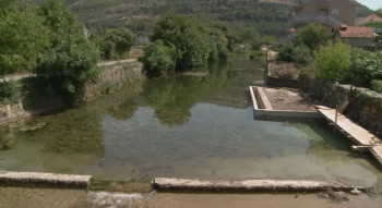 Beton u koritu Trebišnjice smeta mještanima: O čemu se radi?