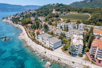 Opština Herceg Novi donira sanitetsko vozilo i defibrilator bolnici Meljine