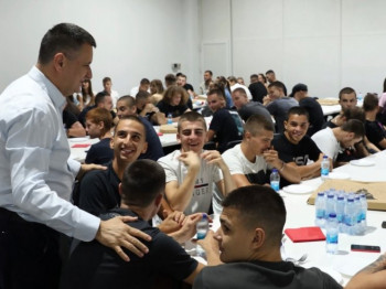 SNSD: Više od 300 mladih učlanilo se u stranku proteklog vikenda