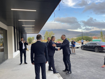 Министри Владе РС у посјети новој болници (ФОТО) 