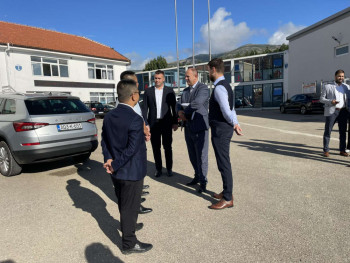 Razmatra se dinamika izgradnje HE Dabar – sastanak ministra Đokića i partnera u toku