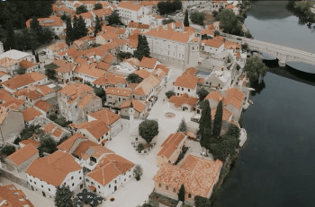 Grad Trebinje raspisao Javni poziv za sufinansiranje uređenja fasada u Starom gradu