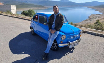 Plava Fića atrakcija na ulicama Bileće