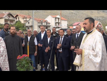 U trebinjskom naselju Gorica osveštan spomenik borcima Vojske Republike Srpske (Video)