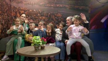 Djeca iz OŠ 'Vuk Karadžić' u edukativnoj posjeti Herceg televiziji