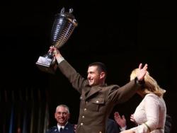 Колинду ударио њен најбољи војник