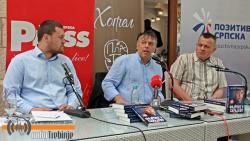 Sa promocije autobiografije dr Neleta Karajlića: Mitovi osamdesetih i tamni vilajeti devedesetih  