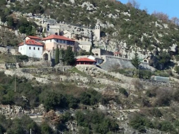 Plansko otimanje imovine SPC i pokušaj zatiranja srpskog identiteta u FBiH: Na udaru i imovina Manastira Zavala (VIDEO)